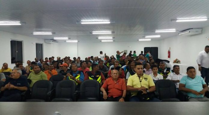 Mototaxistas de Balsas recebem certificado do curso de capacitação