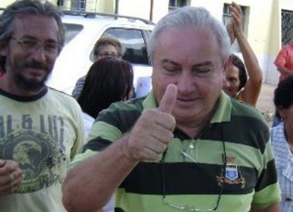 Ficha suja, ex-prefeito de São Mateus tenta conseguir liminar para disputar eleição
