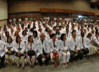 Médicos cubanos que encerrariam atuação ficam até eleições