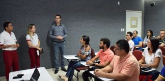 Solenidade de assinatura dos contratos do PIC 2016.2.