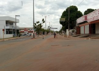 Fechamento de avenida no centro de Balsas antecipado provoca transtorno aos motoristas.