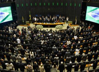 Parlamentares articulam volta de doação de empresas para campanhas