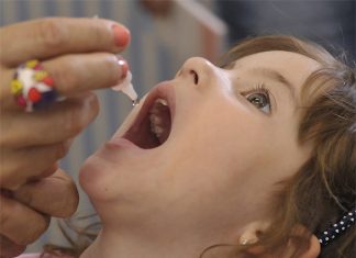 Começa hoje campanha para atualizar caderneta de vacinação