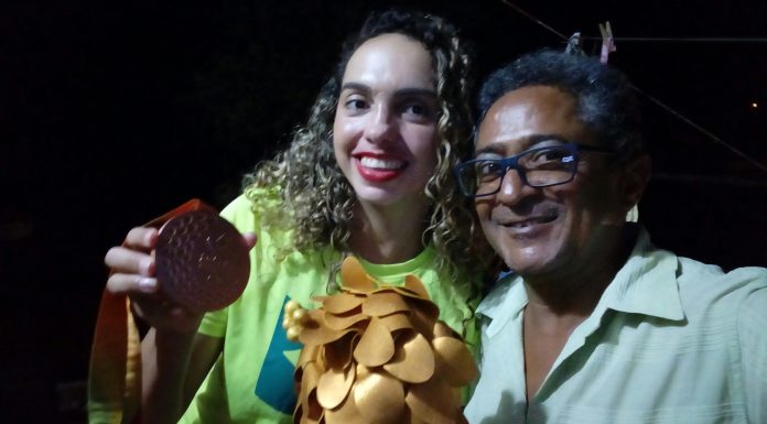 Atleta das paraolimpíadas Rio 2016 visita família em Balsas