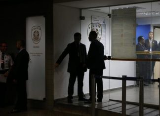 Collor, Lobão e Sarney são citados por preso da PF