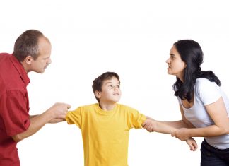 Divórcios caem e guarda compartilhada de filhos cresce, indica pesquisa