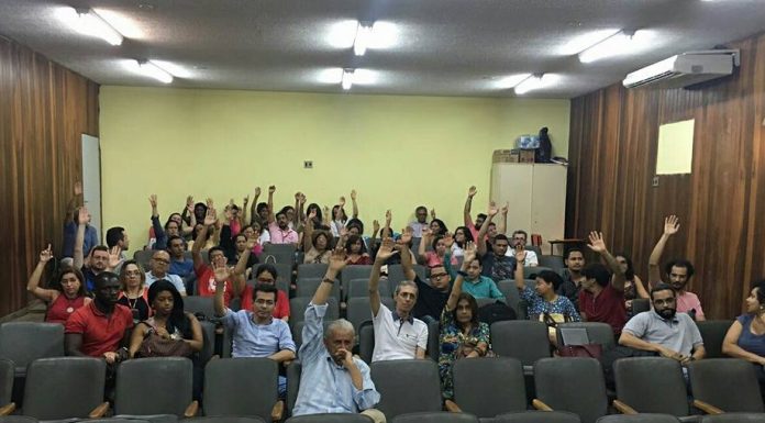 Professores da UFMA anunciam paralisação