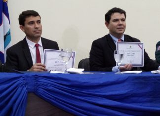 VEJA VÍDEOS E FOTOS DA DIPLOMAÇÃO: prefeito eleito Dr. Érik Silva repete compromissos com Balsas