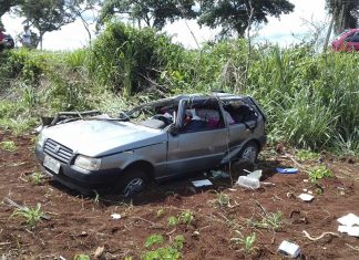 Carro capota várias vezes na BR 226, mata uma mulher e deixa quatro feridos