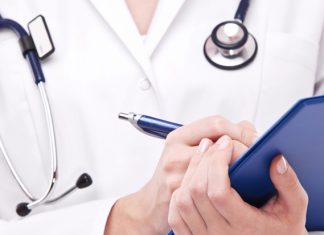 Dez mil brasileiros concorrem a vagas no Mais Médicos