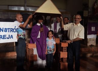 Comunidades de Balsas se mobilizam na corrida para a reconstrução da Catedral.