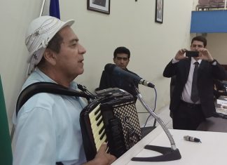 Antista do Acordeon recebe título honorífico e e toca baião na Câmara de Vereadores de Balsas