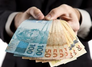 Salário mínimo poderá ter aumento de R$ 35 em 2018