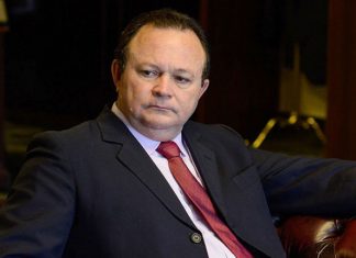 Carlos Brandão deixa presidência do PSDB no Maranhão