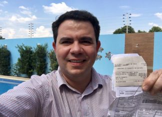 Prefeito de Balsas apresenta IPTU pago, em redes sociais para incentivar o contribuinte
