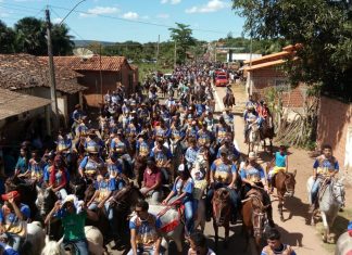 Cavalgada de Loreto: mesmo com a falta de gasolina cavalgada foi maior que a do ano passado.