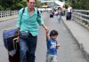 Sem passaporte, venezuelanos enfrentam caminhadas para ter refúgio