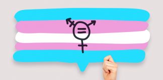 Juiz determina que cartório altere nome e sexo no registro de nascimento de transexual