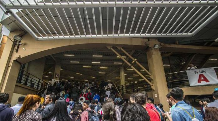 Inscrições para Enem começam nesta segunda, em meio a crise envolvendo exame