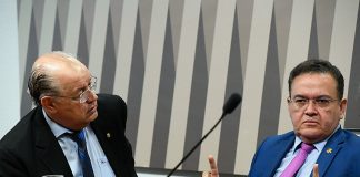 Reforma tributária deve ter relatório em duas semanas, diz Roberto Rocha