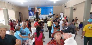 Conviver inicia ano letivo com baile das boas vindas