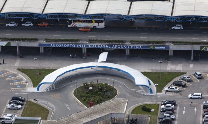 Curitiba - Aeroporto Afonso Pena (Divulgação/Portal da Copa)