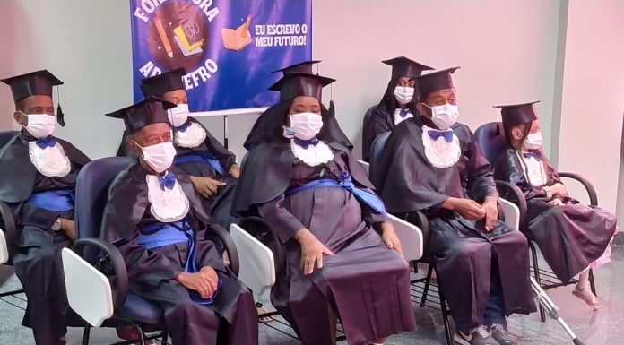Em parceria com a Alumar e Instituto Alcoa, pacientes de hemodiálise são alfabetizados