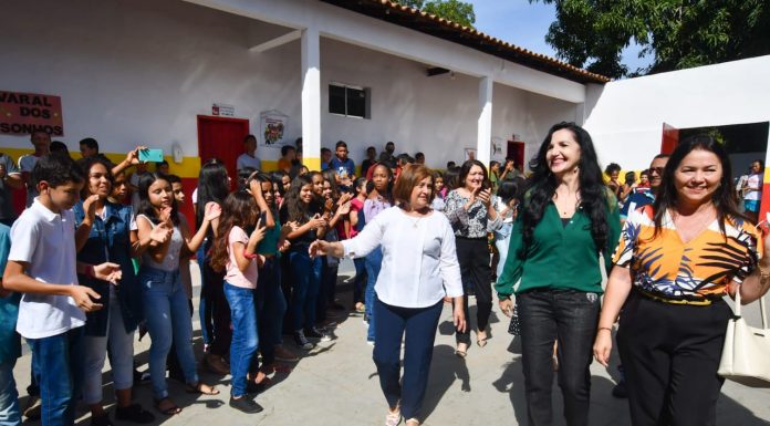 Nova gestora estadual de Educação veio a Balsas em meio à itinerância pelos municípios