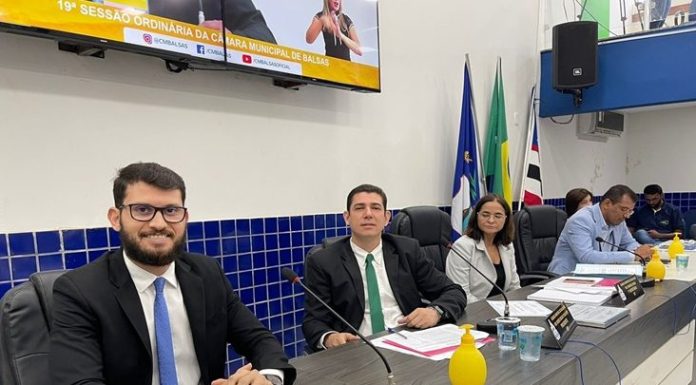 Câmara de Balsas aprova lei que cria ouvidoria e plano de cargos e salários de servidores