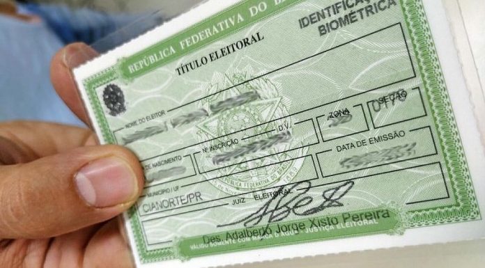 Termina prazo para tirar versão impressa do título eleitoral