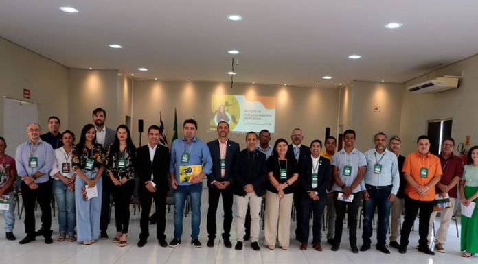 Em Balsas, secretário assina protocolo de intenção do Projeto de Desenvolvimento Federativo