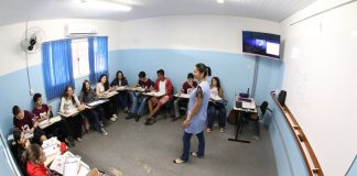 Prêmio Educador Transformador abre inscrições para professores de todo o país