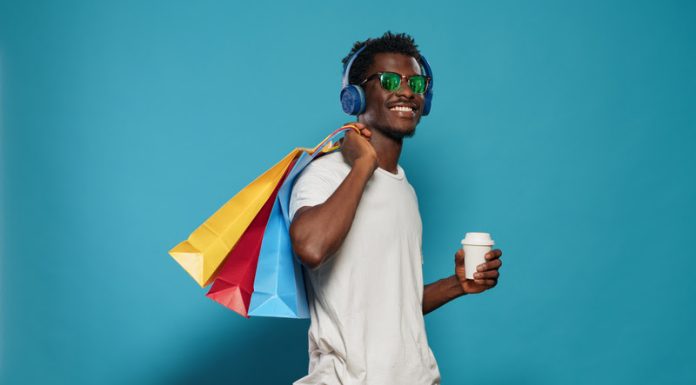 Compras híbridas: tendência global ganha força no varejo e atende o consumidor cada vez mais consciente