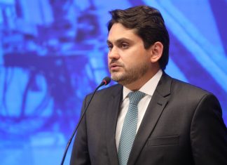 Ministro das Comunicações toma posse e reitera compromisso de promover inclusão digital