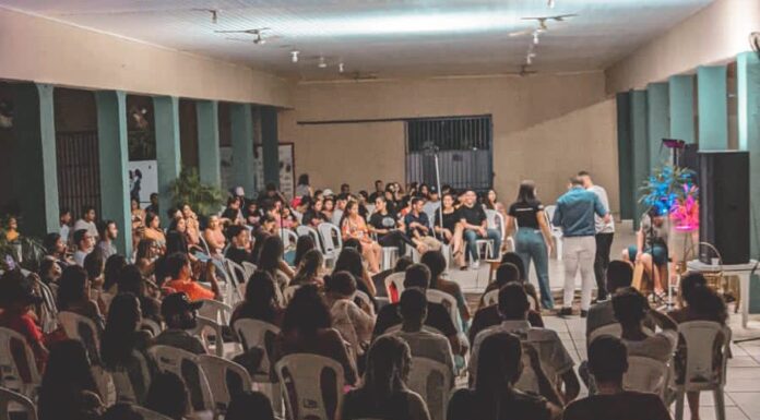 Cerca de 300 jovens se reúnem para participar do primeiro encontro da Missão Louvor Jovem em Balsas