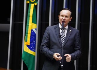Projeto obriga órgãos públicos a oferecer tecnologia assistiva para pessoas com deficiência Fonte: Agência Câmara de Notícias