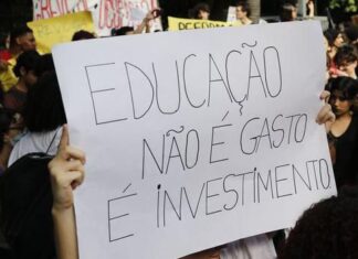 Cronograma do Novo Ensino Médio está suspenso no governo Lula