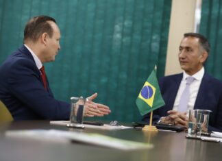 Márcio Honaiser articula soluções para vítimas das chuvas com ministro do Desenvolvimento Regional Waldez Góes