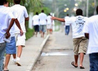 820 presos na Grande Ilha recebem saída temporária de Dia das Mães