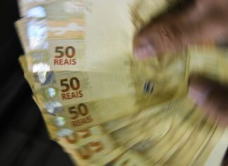 Entrou em vigor novo salário mínimo de R$ 1.320 nesta segunda, dia 1º