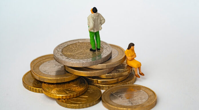 Economia em alerta: 7 em cada 10 brasileiros conhecem alguém que está sem emprego, aponta pesquisa