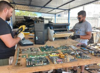 Ecoponto de Balsas alerta para meio ambiente com descartes de equipamentos eletrônicos