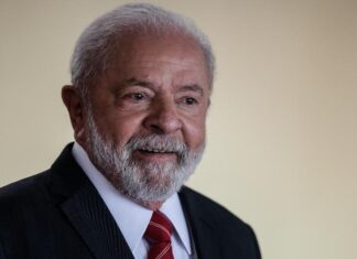 Pesquisa do Ipec informa que provação do governo Lula é de 37%; reprovação é de 28%