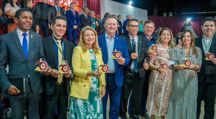 Iracema reitera compromisso com congregações cristãs durante Convenção de Pastores da Assembleia de Deus, em Balsas
