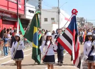 7 de Setembro em Balsas, desfile leva 16 mil alunos ao corredor da independência