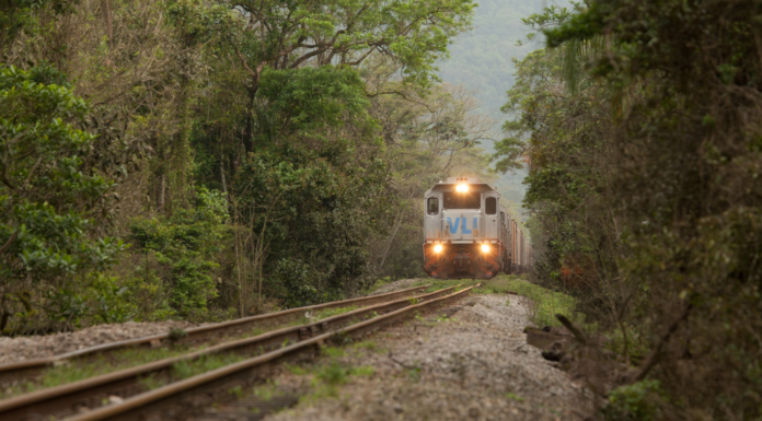 VLI inicia testes de operação semiautônoma de locomotivas na Ferrovia Centro-Atlântica