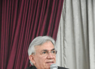 Entidades da UFMA homenageiam Natalino Salgado por avanços conquistados pela Instituição