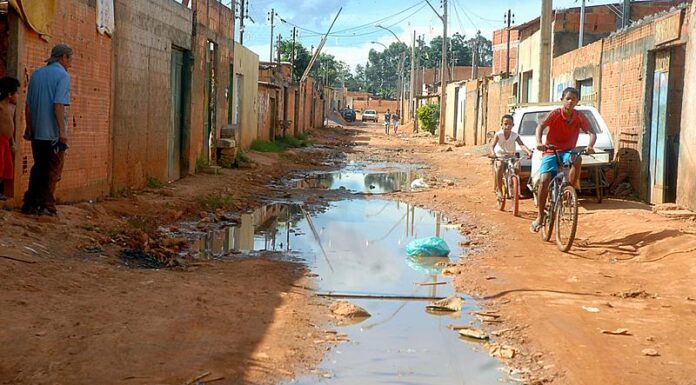 Maioria das moradias sem acesso à banheiro se concentra nas regiões Norte e Nordeste