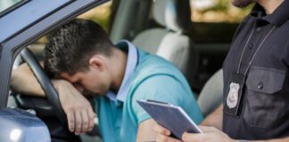 Motoristas profissionais que renovarem CNH poderão evitar multas por exame toxicológico vencido