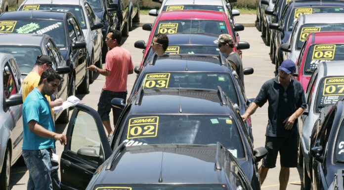 Venda de carros e motos usadas cresce no primeiro trimestre